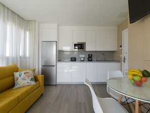 House | Private kitchen - Holiday Home in Telde Near Playa de Melenara (Telde)