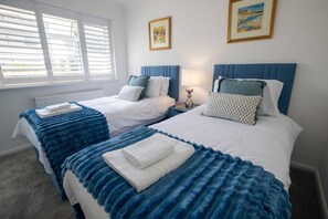 3 Schlafzimmer, Schreibtisch, Bügeleisen/Bügelbrett, kostenloses WLAN