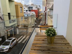 House | Balcony