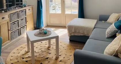 City center (1): superb air-conditioned apartment