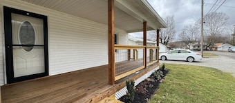 Quaint Village 4 bedroom home in Friendship IN