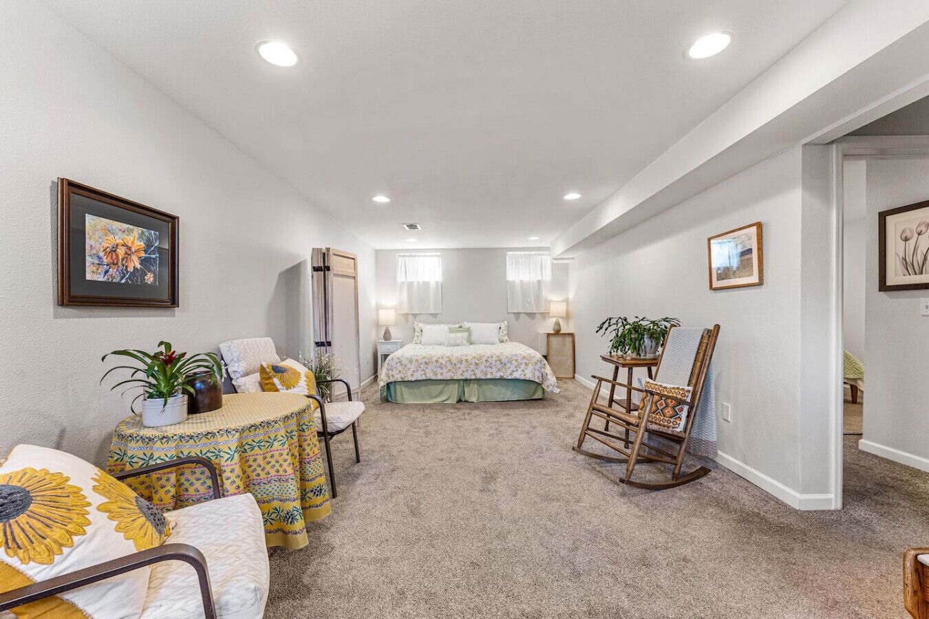 1 habitación, escritorio, tabla de planchar con plancha y wifi 