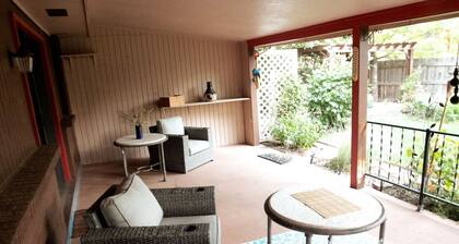 Sunny Family Retreat | HotTub, GameRoom, Backyard