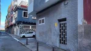Unclassified image, 5 of 26, button - Apartment by Playa de Las Canteras Beach (Las Palmas de Gran Canaria)