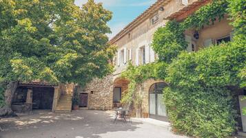 Extérieur