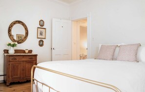 บ้านพัก, หลายเตียง, ห้องครัว, วิวสวน (Big Foot Valley Farmhouse) | 4 ห้องนอน, Wi-Fi ฟรี