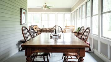House, Berbilang Katil, Kitchen, Garden View (Big Foot Valley Farmhouse) | Tempat makan