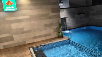 Rooftop pool