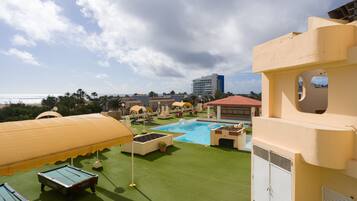 Pool | Outdoor pool