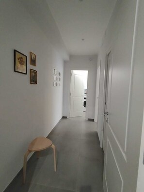 Interior - "Nicolini 39" Central, recently renovated, perfect for groups. (Napoli)
