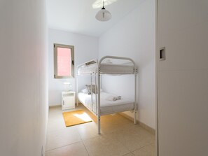 House | 3 bedrooms, laptop workspace, iron/ironing board - Apartment in Las Palmas Near Playa de Las Canteras (Las Palmas de Gran Canaria)