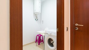 Bathroom - Apartment in Las Palmas Near Playa de Las Canteras (Las Palmas de Gran Canaria)