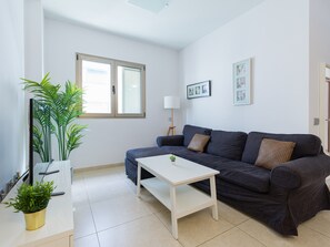 House | Living area - Apartment in Las Palmas Near Playa de Las Canteras (Las Palmas de Gran Canaria)