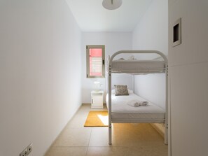 House | 3 bedrooms, laptop workspace, iron/ironing board - Apartment in Las Palmas Near Playa de Las Canteras (Las Palmas de Gran Canaria)