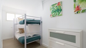2 bedrooms, iron/ironing board - House in San Agustin Near the Beach (San Bartolomé de Tirajana)
