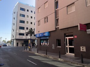 Exterior - House in Las Palmas Near Playa de Las Canteras (Las Palmas de Gran Canaria)