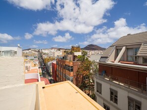Exterior - House in Las Palmas Near Playa de Las Canteras (Las Palmas de Gran Canaria)