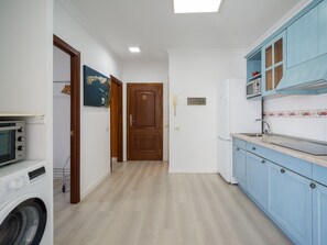 Private kitchen - House in Las Palmas Near Playa de Las Canteras (Las Palmas de Gran Canaria)