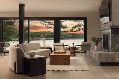 Luxury Lakefront designer-built property in Northwoods! 4 BDR, 10 Beds, 4 Bath