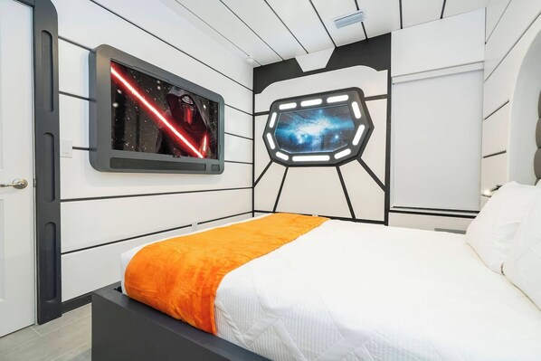 6 bedrooms, iron/ironing board, travel cot, WiFi