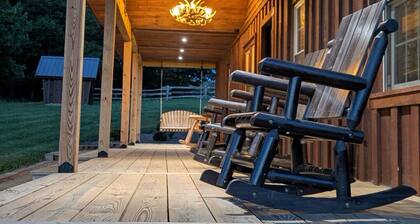 Beautiful 2-bedroom cabin near Sparta and the Blue Ridge Parkway