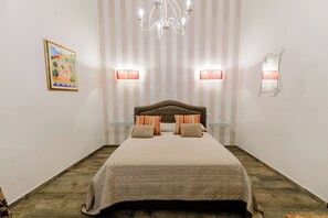 Dobbeltrom – standard, byutsikt | Lydisolert og wi-fi (inkludert)