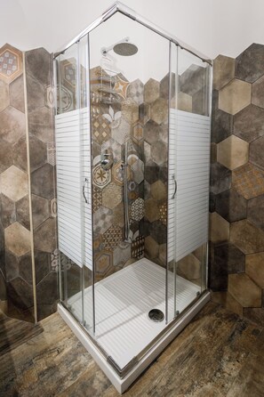 Chambre Double Standard, vue ville | Salle de bain