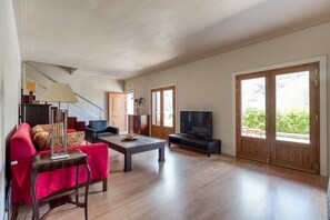 House | Living room