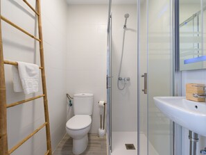 House | Bathroom | Hair dryer - House in Las Palmas Near Playa de Las Canteras (Las Palmas de Gran Canaria)