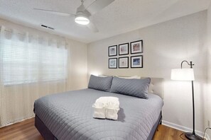 2 bedrooms, WiFi, bed sheets