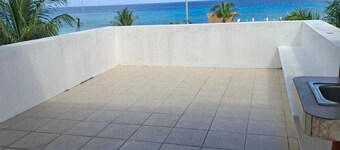 3-bedroom villa in fabulous Cozumel with AC, WiFi