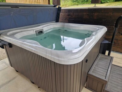 Comfortable gîte with spa and billiards near Beauval zoo