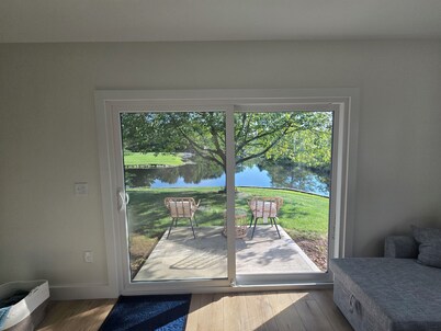 New Waterfront  –  Less than 10 Min to Hillsdale College