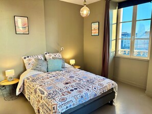 2 chambres, accès au Wi-Fi (inclus), literie fournie