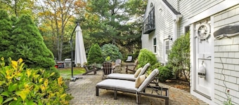 HEARTWOOD - Spacious home in lovely Falmouth with AC, WiFi