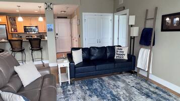 Smart TV, computer monitors