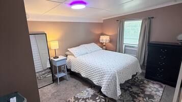 WiFi, bed sheets