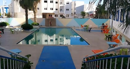 Charmant appartement dans la merveilleuse ville de Martil avec piscine