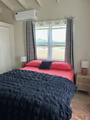 1 habitación, tabla de planchar con plancha, wifi y ropa de cama