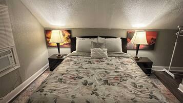 4 habitaciones, escritorio, tabla de planchar con plancha y wifi gratis