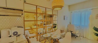 Room-charm Soleil Staycation- Cozy and A
