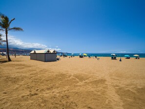 Apartment | Exterior - Apartment in Las Palmas Near Las Canteras Beach (Las Palmas de Gran Canaria)