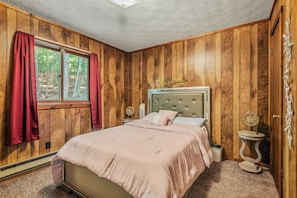 3 bedrooms, desk, free WiFi