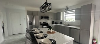Mermaid Meadow Escape cozy apartment 3.5 miles to downtown Charlottetown.