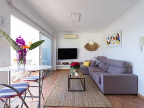 Living room - Apartment in Tufia With Oceanfront Terrace (Telde)