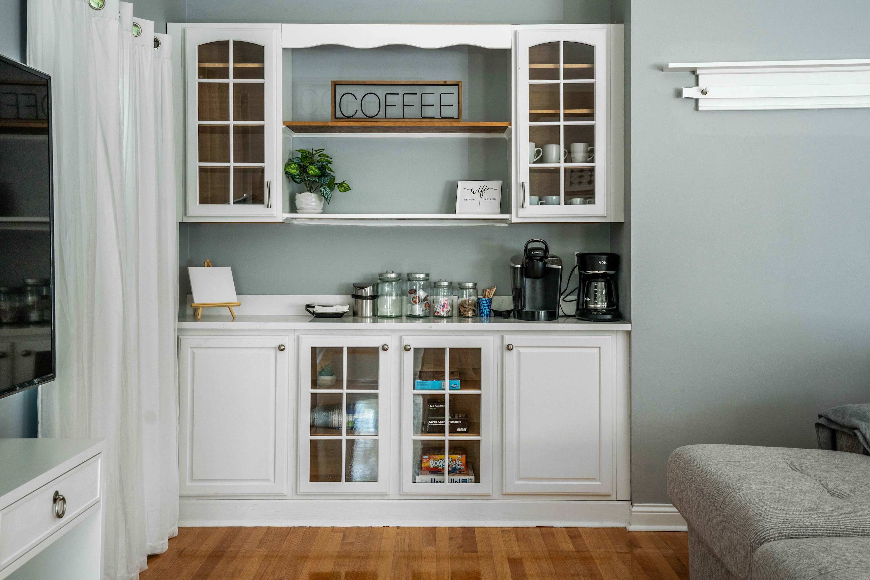 House, Multiple Beds, Patio, Garden View (Maplewood Manor) | Interior