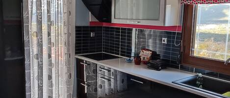 Micro-ondes, lave-vaisselle