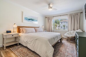 3 bedrooms, in-room safe, iron/ironing board, free WiFi