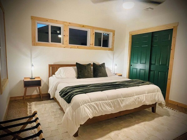 1 bedroom, WiFi, bed sheets