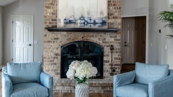 House, Multiple Beds, Patio, Garden View (Tranquil Family Retreat) | Interior